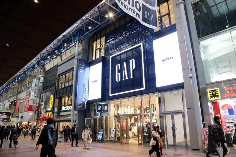 GAPストア三宮店・スタイルプラザ開業｜こべるん ～変化していく神戸～
