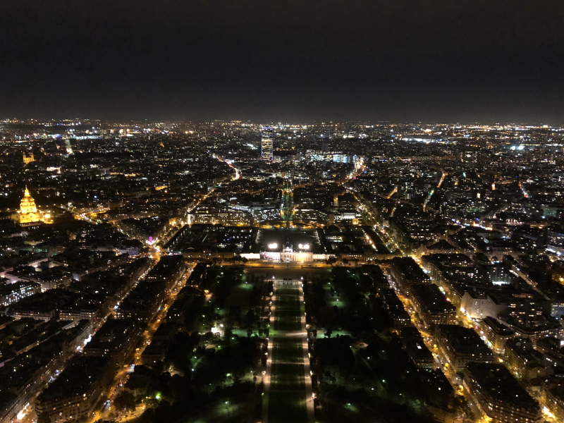 海外探訪 エッフェル塔から望む華の都パリの夜景 こべるん 変化していく神戸