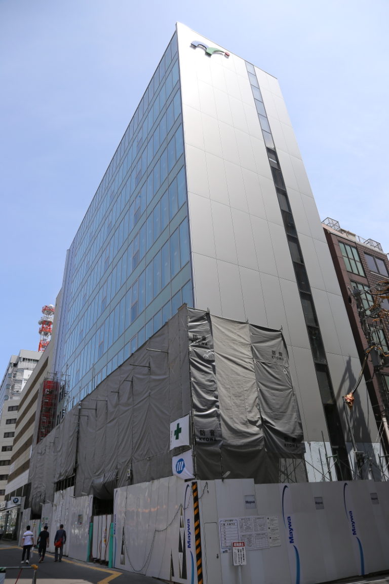 日新信用金庫神戸支店新築工事 アルミカーテンウォールの外観が姿を現す!|こべるん ~変化していく神戸~ 日新信用金庫神戸支店新築工事 アルミカーテンウォールの外観が姿を現す!|こべるん ~変化していく神戸~